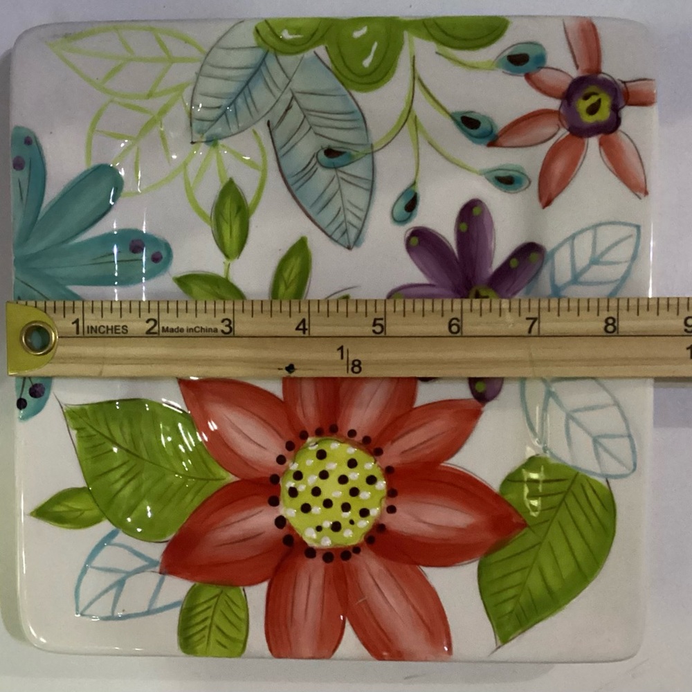 Laurie Gates Daisy Square Salad Luncheon Dessert Plates Hand-painted Set Of 2 - Picture 4 of 6